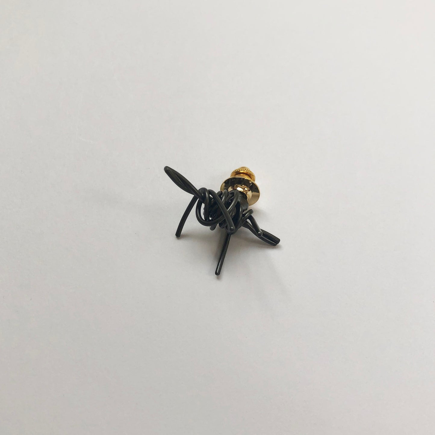 BERBED WIRE PIN